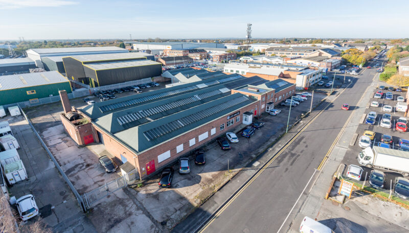 Warehouse & Yard – Latitude